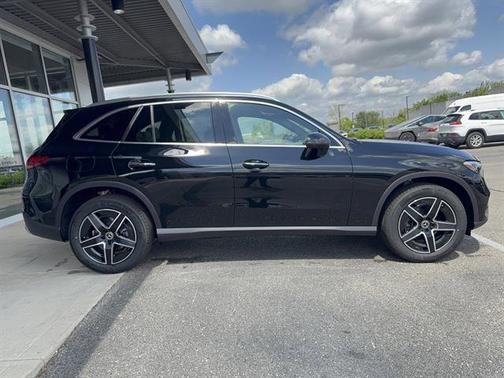 Black 2026 Mercedes-Benz GLC 300 4MATIC