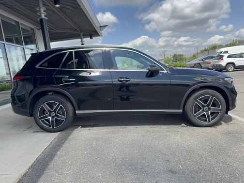 Black 2026 Mercedes-Benz GLC 300 4MATIC