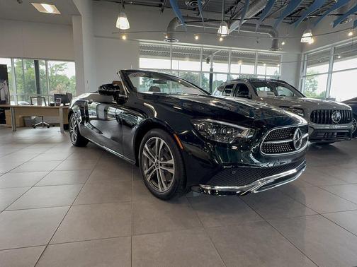 Emerald Green Metallic 2023 Mercedes-Benz E-Class 4MATIC