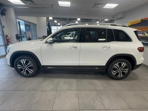 2025 Mercedes-Benz GLB 250 4MATIC