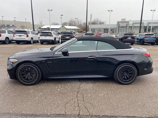 Obsidian Black Metallic 2025 Mercedes-Benz AMG CLE 53 4MATIC+