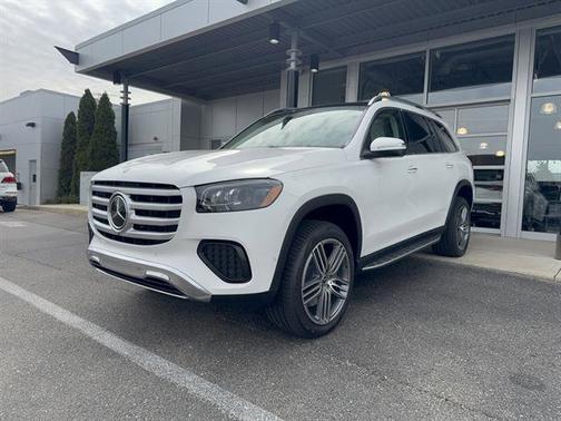 Polar White 2026 Mercedes-Benz GLS 450 4MATIC