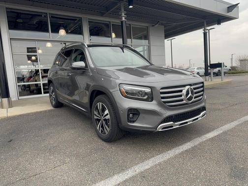 Mountain Grey Metallic 2026 Mercedes-Benz GLB 250 4MATIC