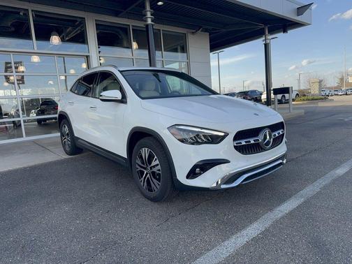 Polar White 2025 Mercedes-Benz GLA 250 4MATIC