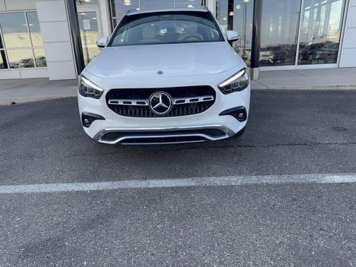 Polar White 2025 Mercedes-Benz GLA 250 4MATIC