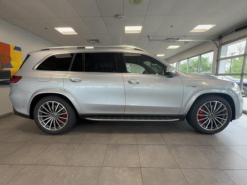 Cirrus Silver Metallic 2026 Mercedes-Benz AMG GLS 63 Base