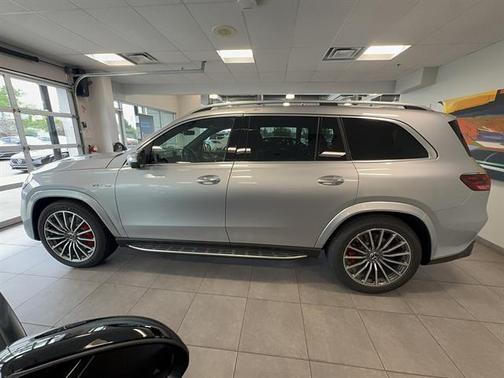 Cirrus Silver Metallic 2026 Mercedes-Benz AMG GLS 63 Base