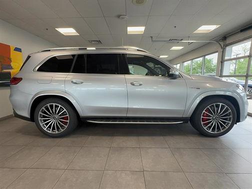 Cirrus Silver Metallic 2026 Mercedes-Benz AMG GLS 63 Base