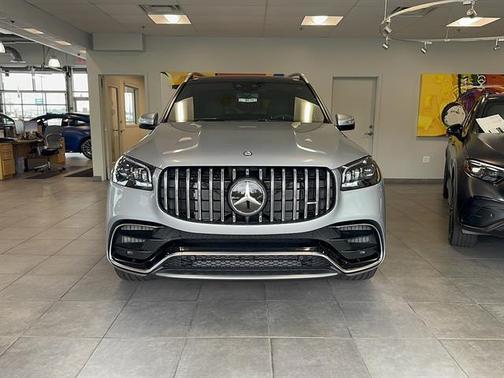 Cirrus Silver Metallic 2026 Mercedes-Benz AMG GLS 63 Base