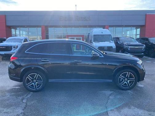 2025 Mercedes-Benz GLC 300 4MATIC