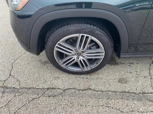 2024 Mercedes-Benz GLS 450 4MATIC