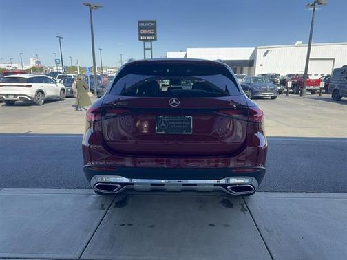 MANUFAKTUR Patagonia Red Metallic 2026 Mercedes-Benz GLC 300 4MATIC