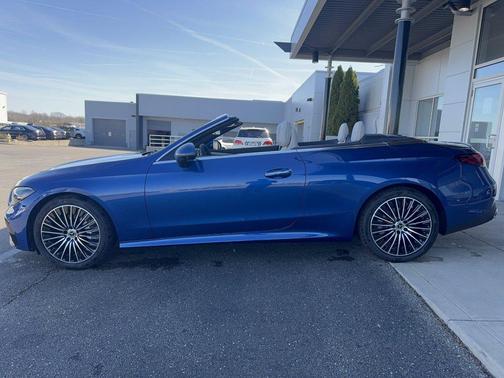 Starling Blue Metallic 2026 Mercedes-Benz CLE 300 4MATIC Cabriolet