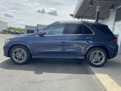 Twilight Blue Metallic 2026 Mercedes-Benz GLE 450 4MATIC