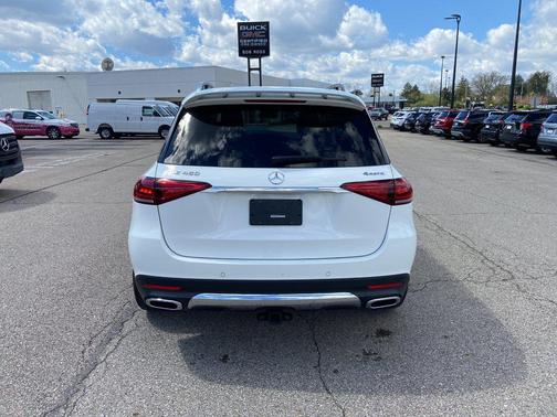 Polar White 2022 Mercedes-Benz GLE 450 4MATIC