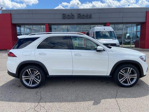 Polar White 2022 Mercedes-Benz GLE 450 4MATIC