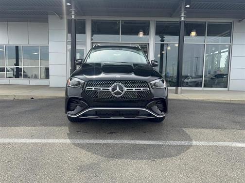 Black 2026 Mercedes-Benz GLE 450 4MATIC