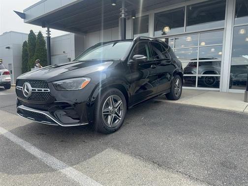 Black 2026 Mercedes-Benz GLE 450 4MATIC