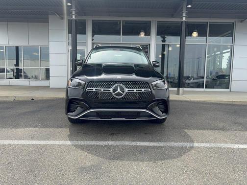 Black 2026 Mercedes-Benz GLE 450 4MATIC
