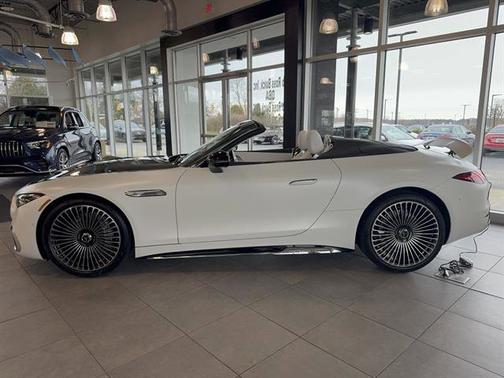 2026 Mercedes-Benz Maybach SL 680 Monogram Series 4MATIC