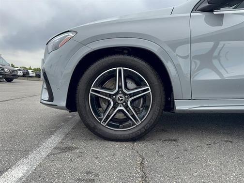 MANUFAKTUR Alpine Grey 2026 Mercedes-Benz GLE 450 4MATIC