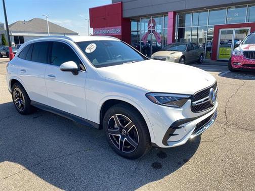 2025 Mercedes-Benz GLC 350e Base