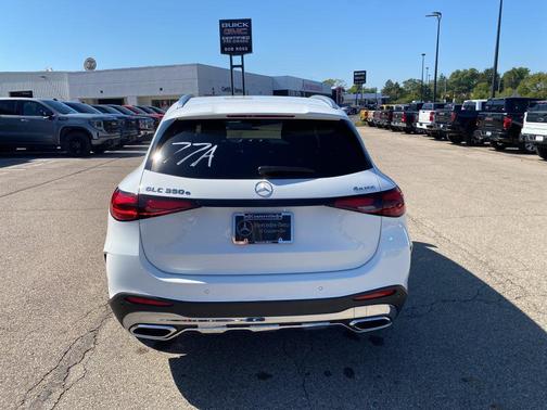 Polar White 2025 Mercedes-Benz GLC 350e Base