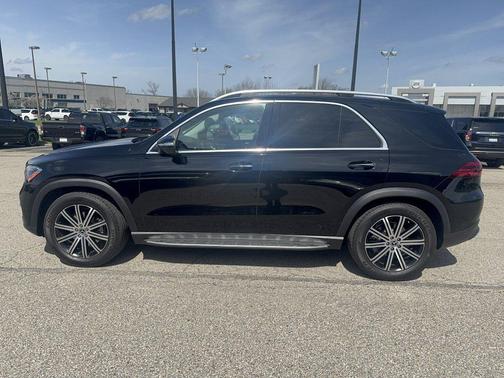 Black 2026 Mercedes-Benz GLE 350 4MATIC