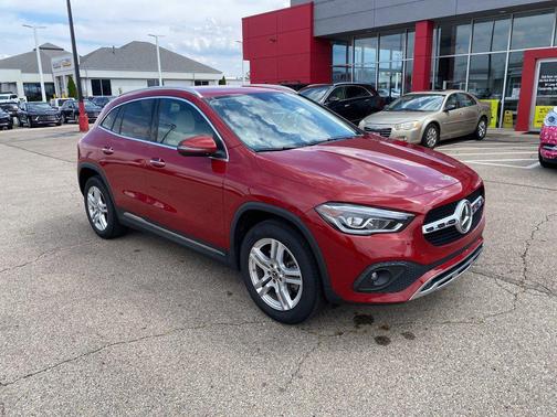 MANUFAKTUR Patagonia Red Metallic 2022 Mercedes-Benz GLA 250 4MATIC