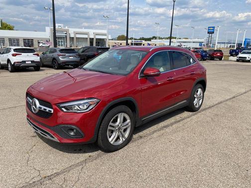 MANUFAKTUR Patagonia Red Metallic 2022 Mercedes-Benz GLA 250 4MATIC