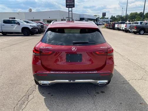 MANUFAKTUR Patagonia Red Metallic 2022 Mercedes-Benz GLA 250 4MATIC