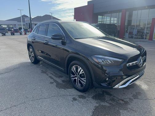 Night Black 2026 Mercedes-Benz GLA 250 4MATIC