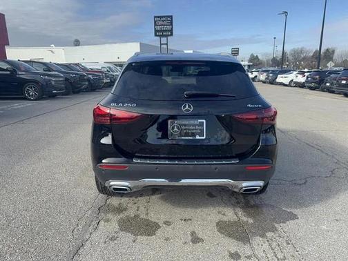 Night Black 2026 Mercedes-Benz GLA 250 4MATIC