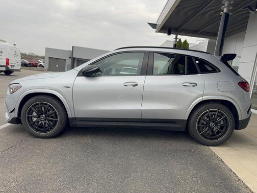 Cirrus Silver Metallic 2026 Mercedes-Benz AMG GLA 35 4MATIC