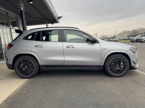 Cirrus Silver Metallic 2026 Mercedes-Benz AMG GLA 35 4MATIC