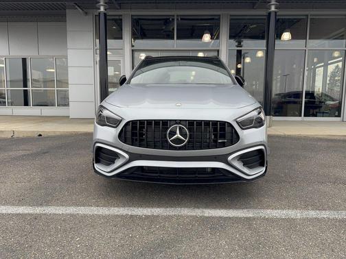Cirrus Silver Metallic 2026 Mercedes-Benz AMG GLA 35 4MATIC
