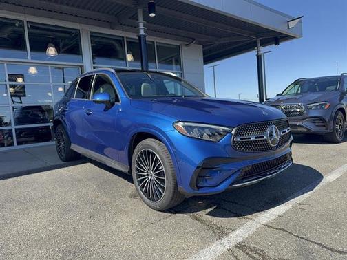 Starling Blue Metallic 2026 Mercedes-Benz GLC 300 4MATIC