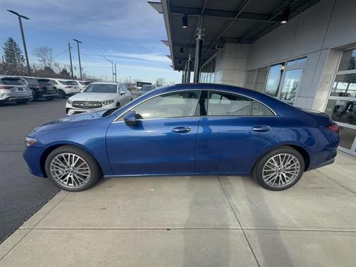 Starling Blue Metallic 2026 Mercedes-Benz CLA 250 4MATIC