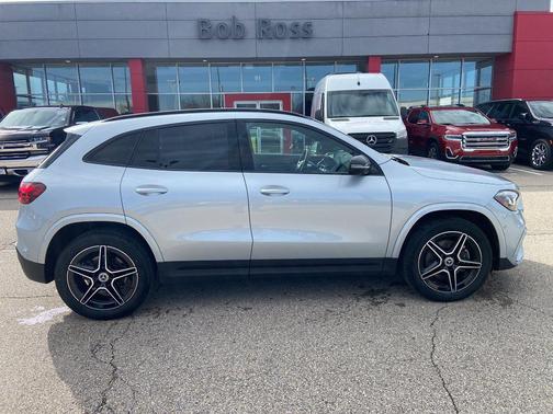Cirrus Silver Metallic 2026 Mercedes-Benz GLA 250 4MATIC