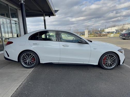 2026 Mercedes-Benz AMG C 43 4MATIC