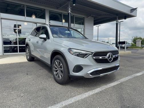 MANUFAKTUR Alpine Grey 2026 Mercedes-Benz GLC 300 4MATIC