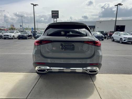 MANUFAKTUR Alpine Grey 2026 Mercedes-Benz GLC 300 4MATIC