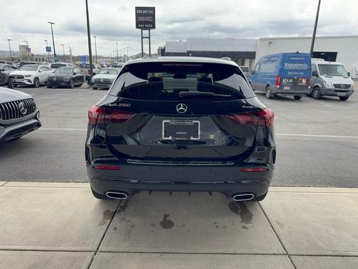 Cosmos Black Metallic 2026 Mercedes-Benz GLA 250 4MATIC