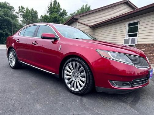 2014 Lincoln MKS Base