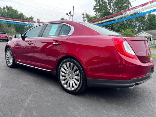2014 Lincoln MKS Base