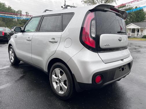 2017 Kia Soul Base