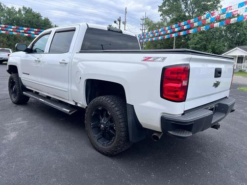 White 2016 Chevrolet Silverado 1500 2LT