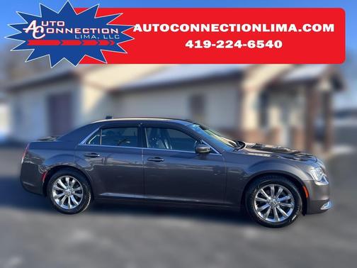 2016 Chrysler 300 Limited