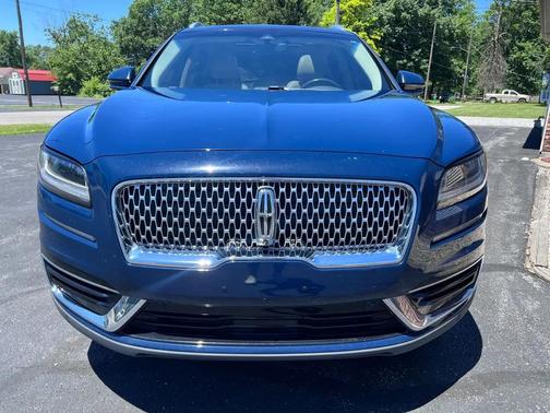 Rhapsody Blue 2019 Lincoln Nautilus Reserve