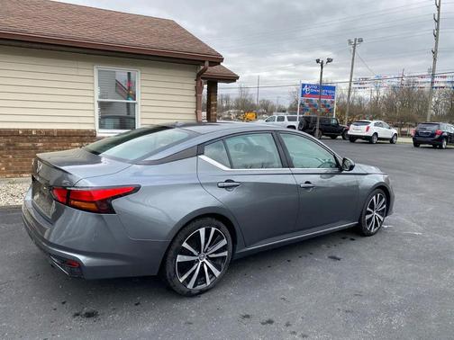 2019 Nissan Altima 2.5 SR